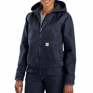 Woman’s Carhartt jacket, like new.